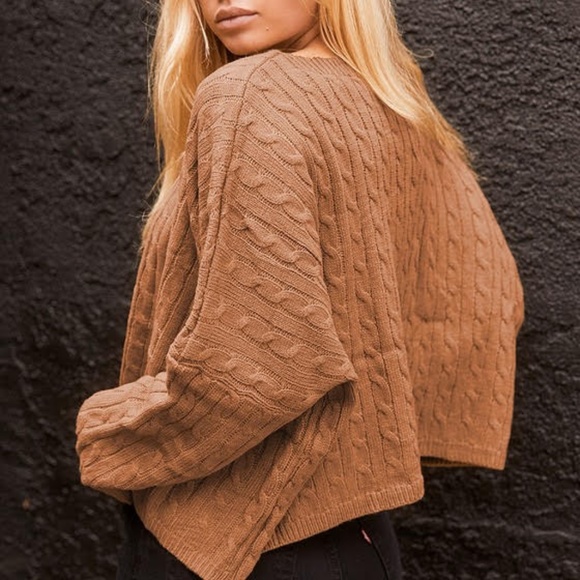 Cable Knit Dolman Style Cropped Sweater - Picture 4 of 5